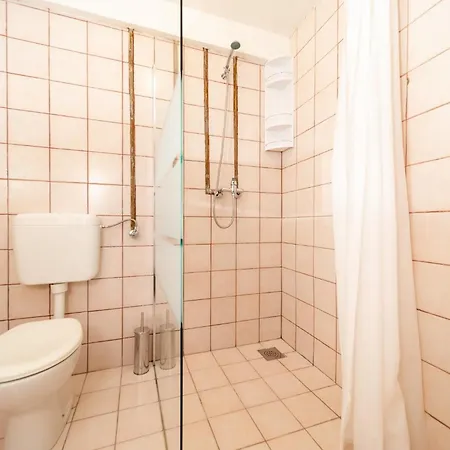 Pudarica Vineyard House *