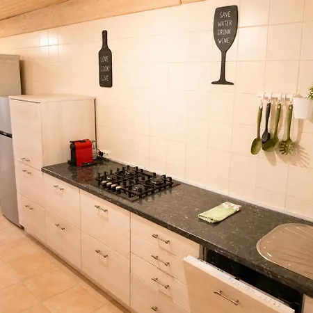 Private Vineyard House * Banjol