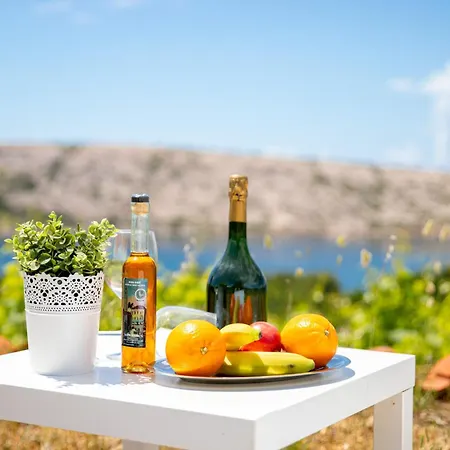 Private Vineyard House Banjol